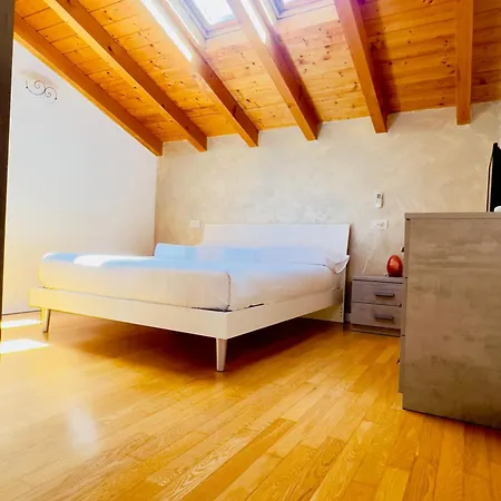 Sonhozinho House - View With Free E-bike Colico